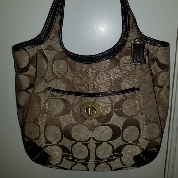 COACH LARGE HOBO PURSE - Picture 3 of 8